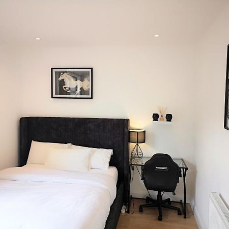 Clifton Court Hemel Lägenhet Hemel Hempstead Exteriör bild