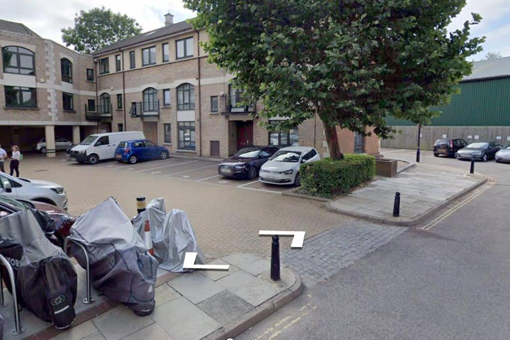 Clifton Court Hemel Lägenhet Hemel Hempstead Exteriör bild